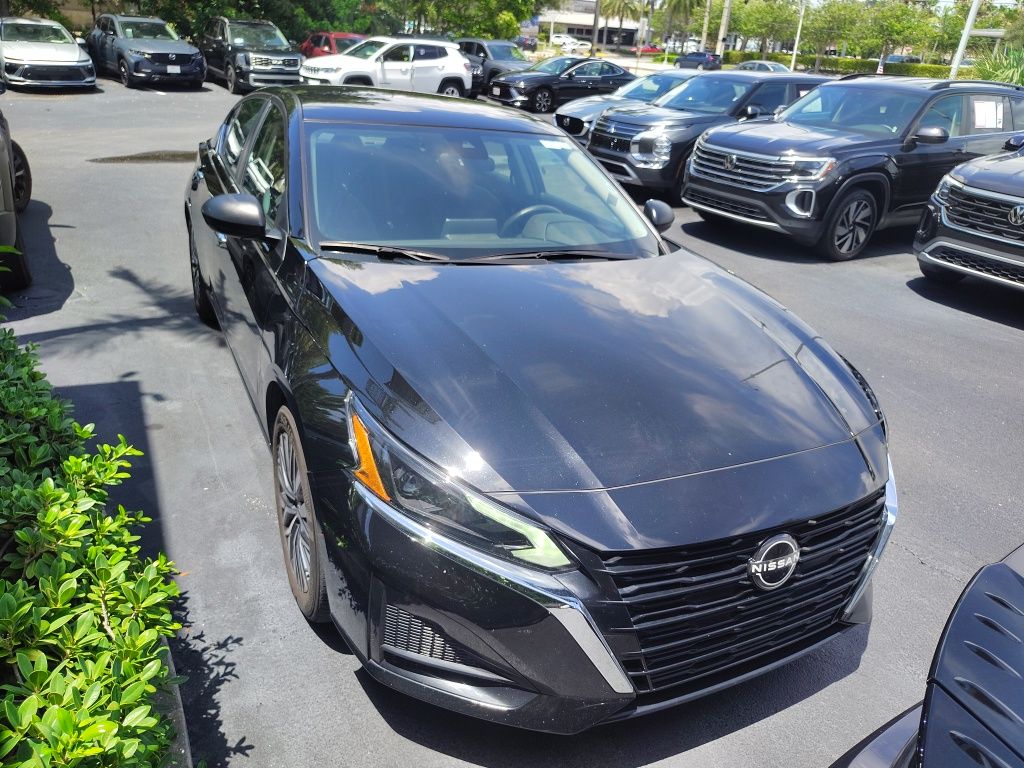 Thumbnail: 2025 Nissan Altima - 7