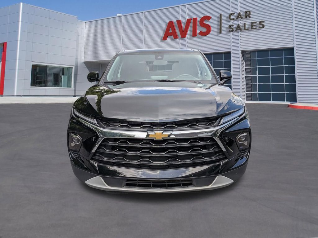 Thumbnail: 2025 Chevrolet Blazer - 2
