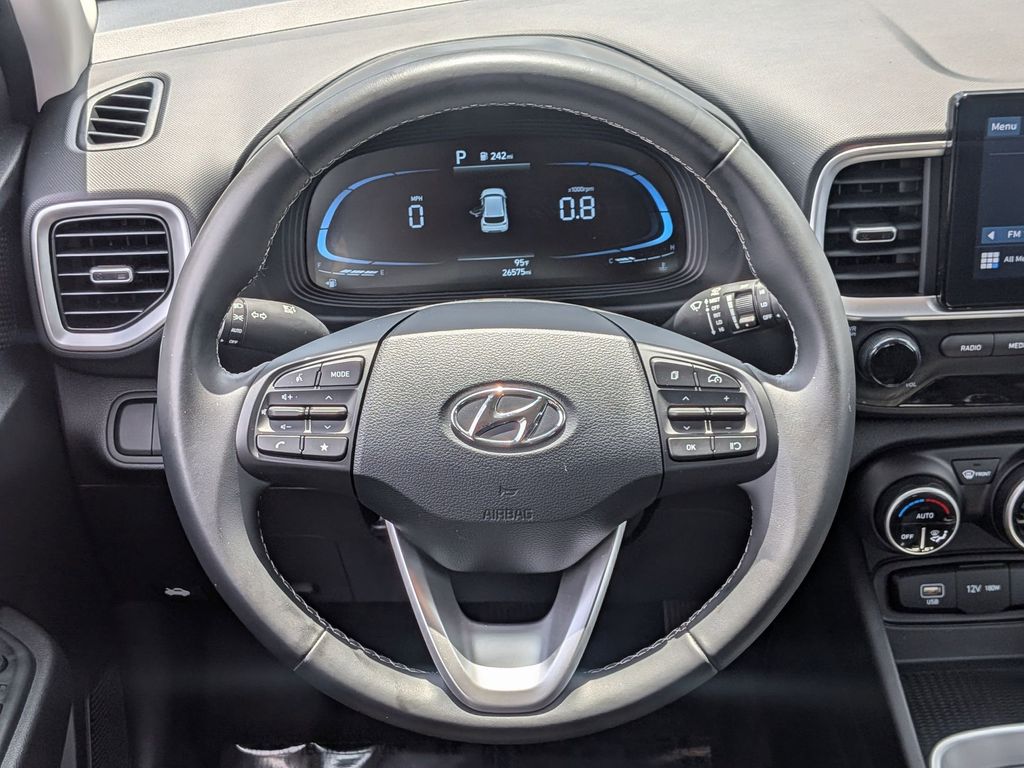 Thumbnail: 2025 Hyundai Venue - 25