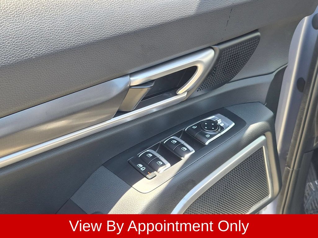 2025 Kia Telluride S - Photo 22