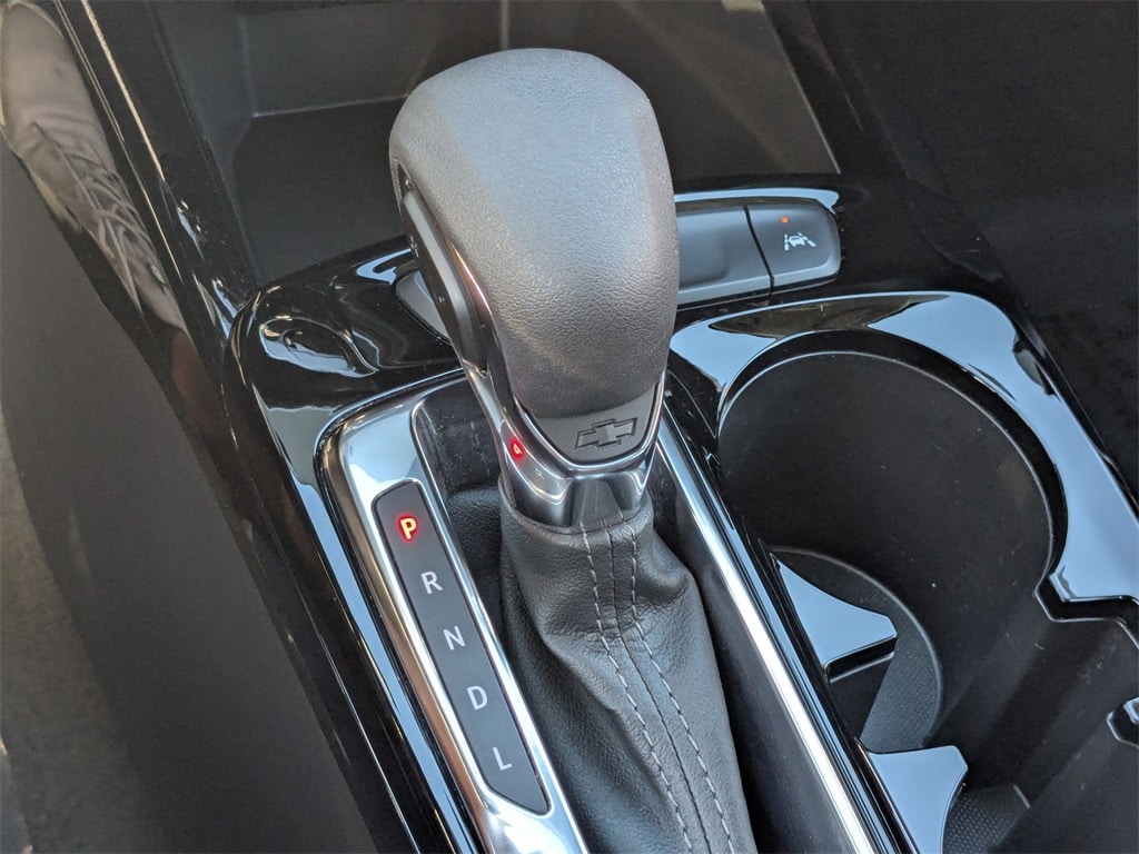 Thumbnail: 2025 Chevrolet Trax - 14