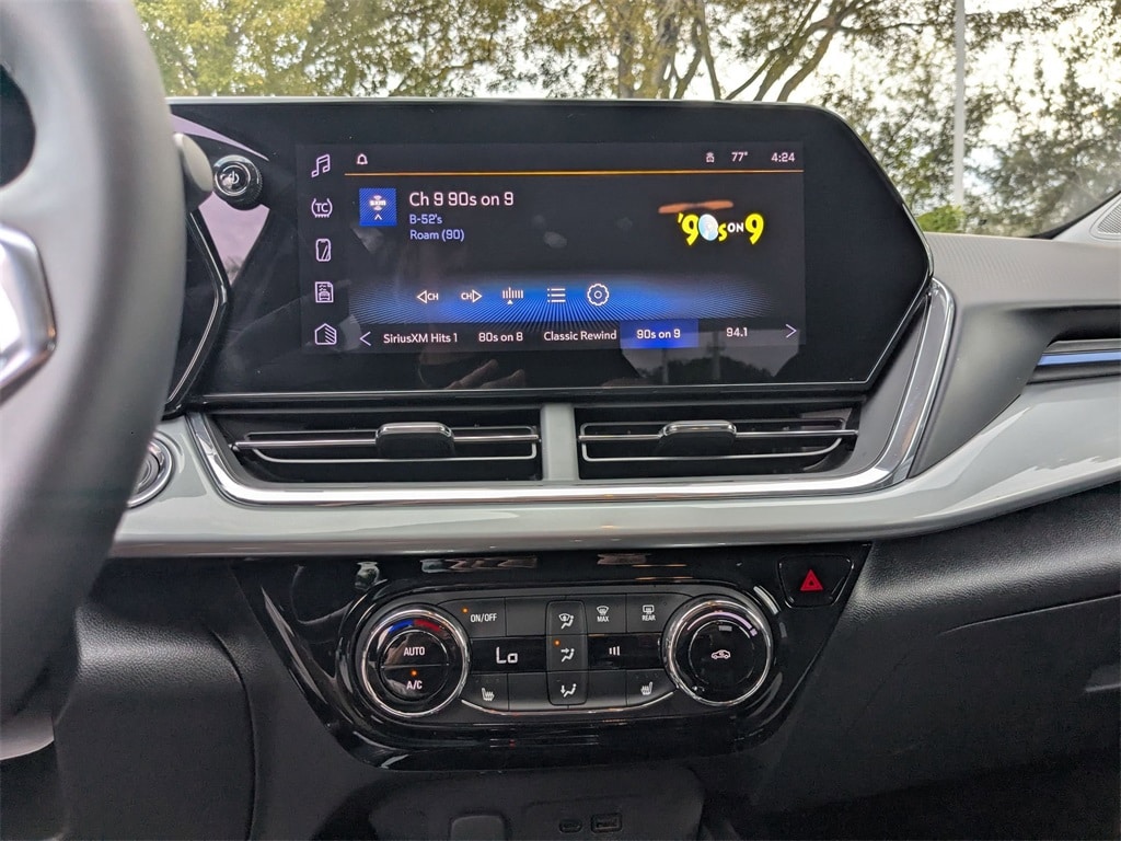 Thumbnail: 2025 Chevrolet Trax - 19