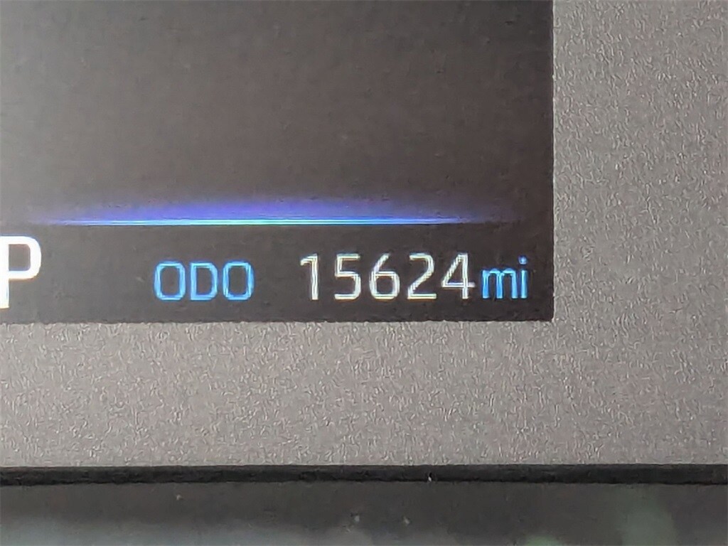 Thumbnail: 2025 Toyota Corolla - 16