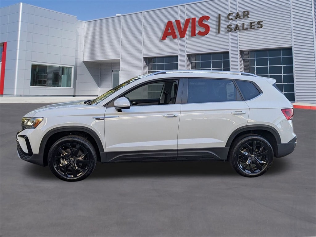 Thumbnail: 2024 Volkswagen Taos - 11