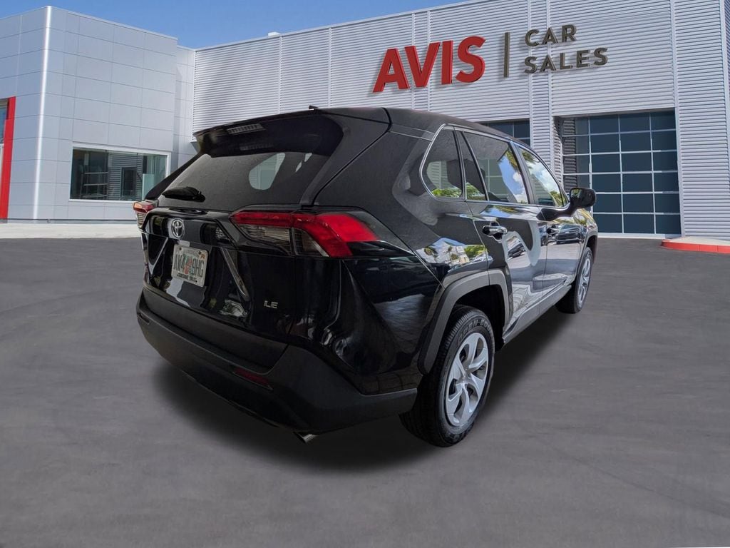 Thumbnail: 2025 Toyota RAV4 - 6