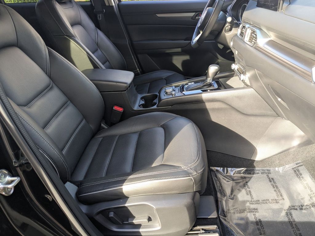 Thumbnail: 2025 Mazda CX-5 - 31