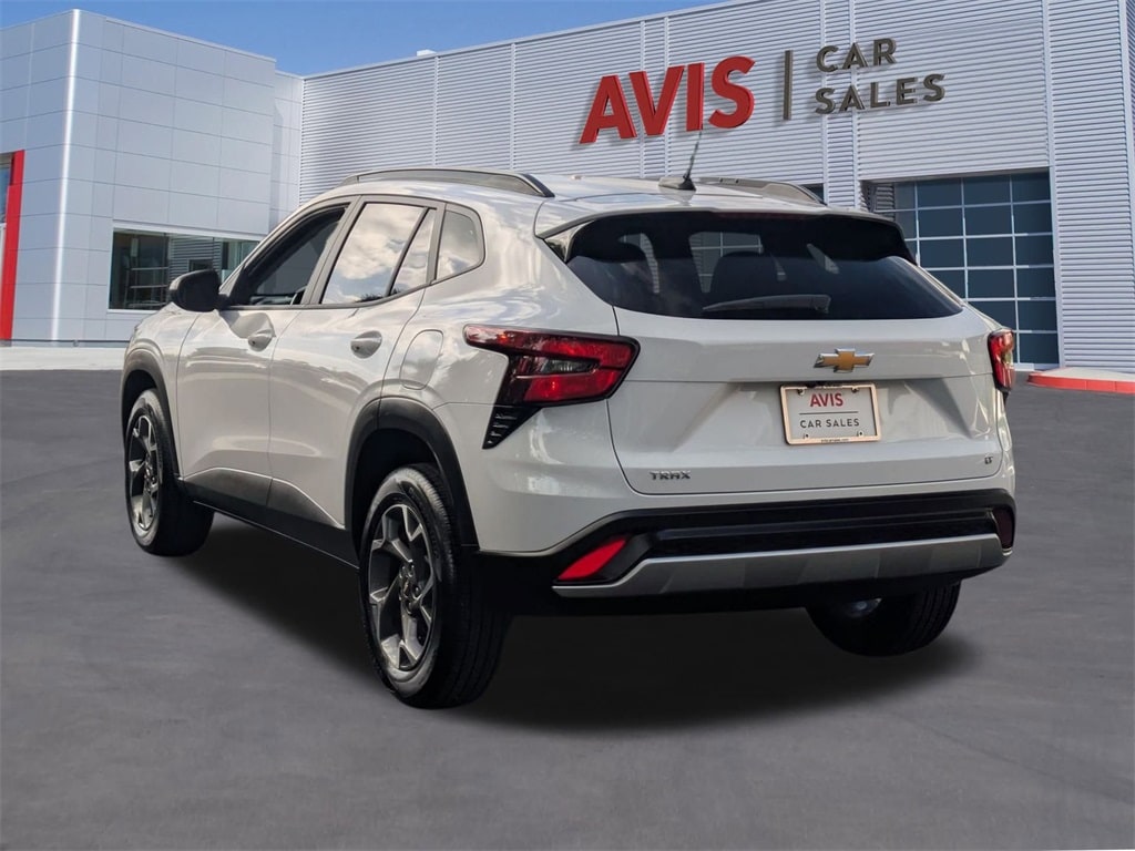 Thumbnail: 2025 Chevrolet Trax - 9
