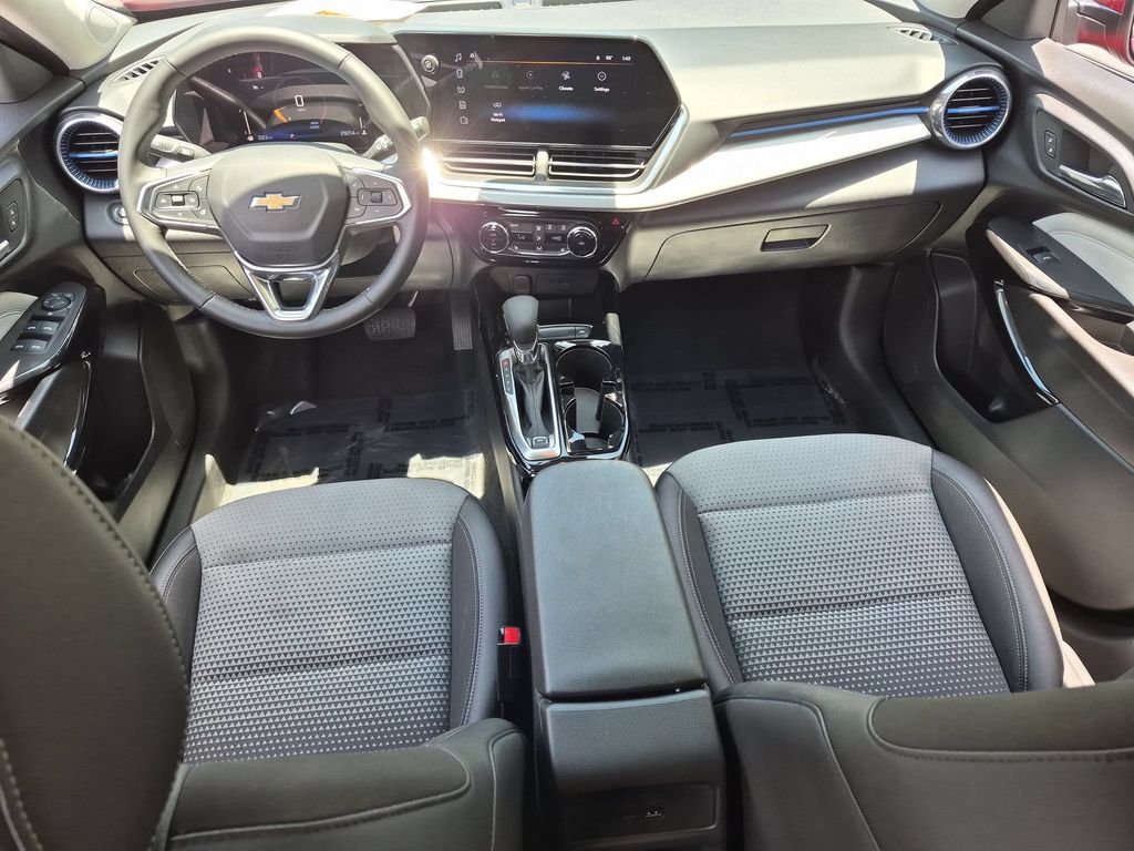 Thumbnail: 2025 Chevrolet Trax - 25