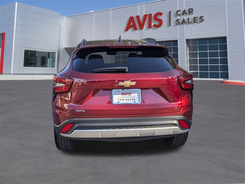 Thumbnail: 2025 Chevrolet Trax - 9