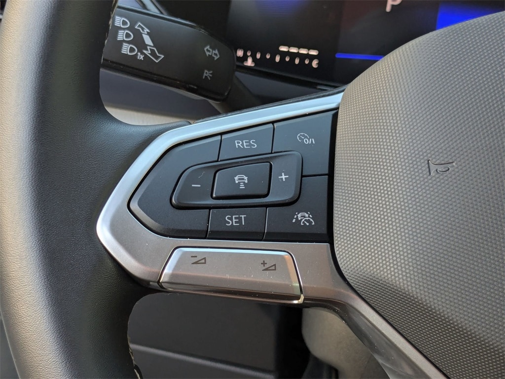 Thumbnail: 2024 Volkswagen Taos - 25