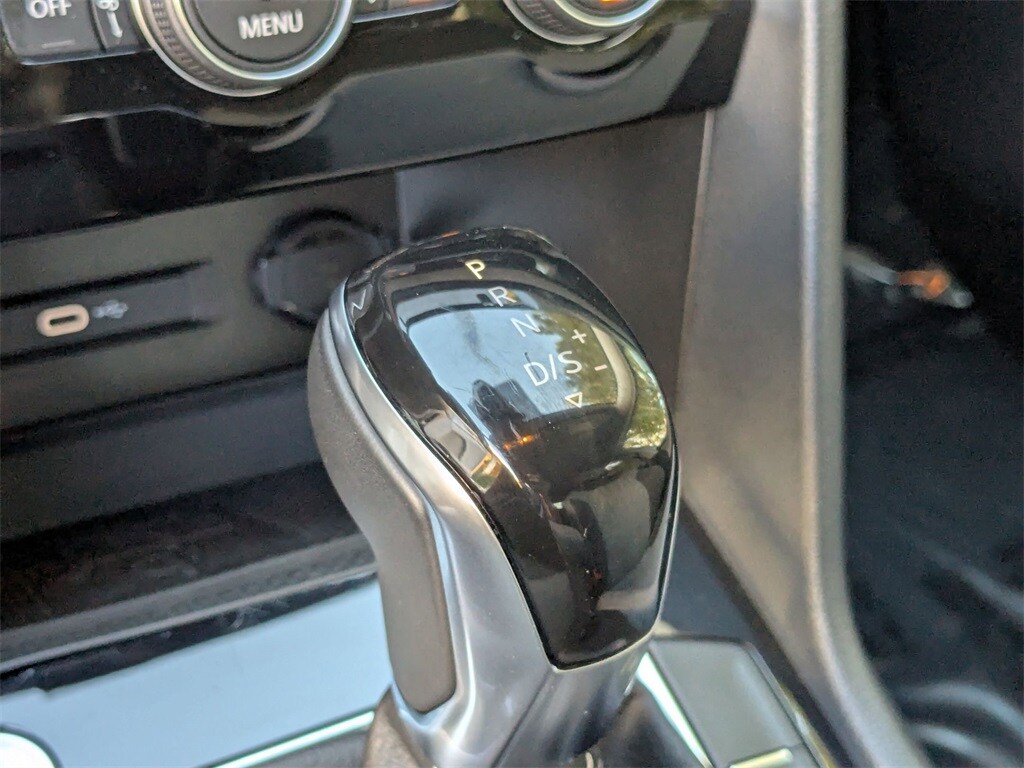 Thumbnail: 2024 Volkswagen Taos - 17