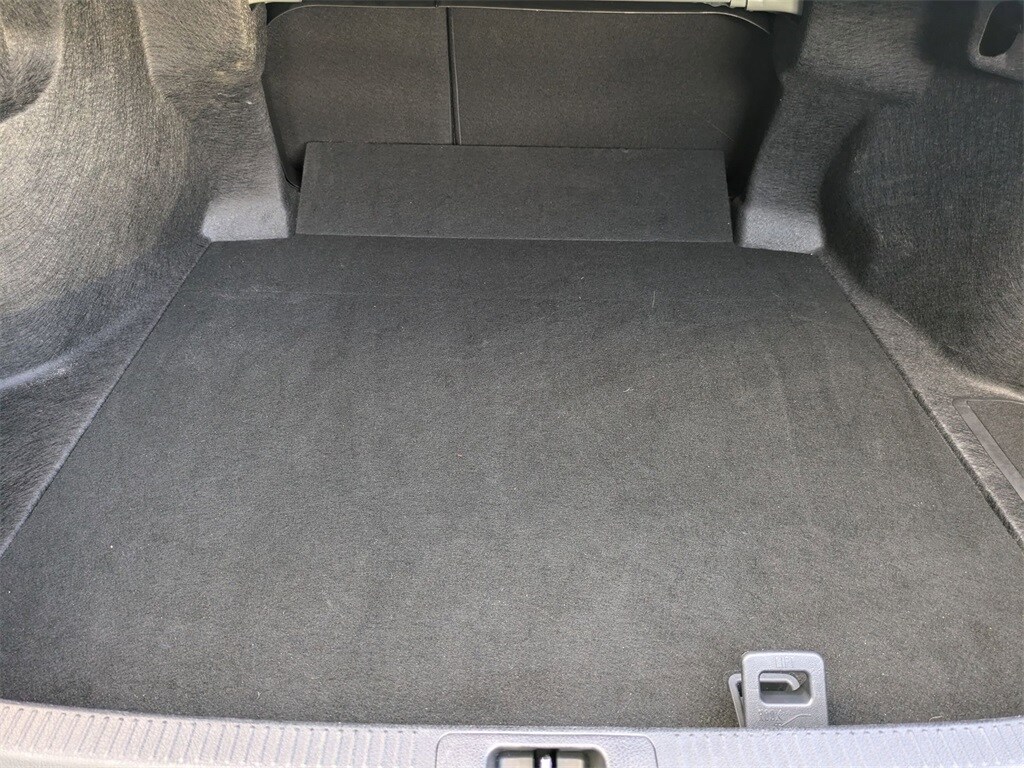 Thumbnail: 2025 Toyota Camry - 29