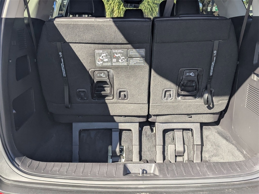 Thumbnail: 2025 Kia Carnival - 7