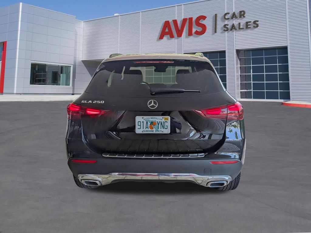 2025 Mercedes-Benz GLA GLA250 - Photo 9
