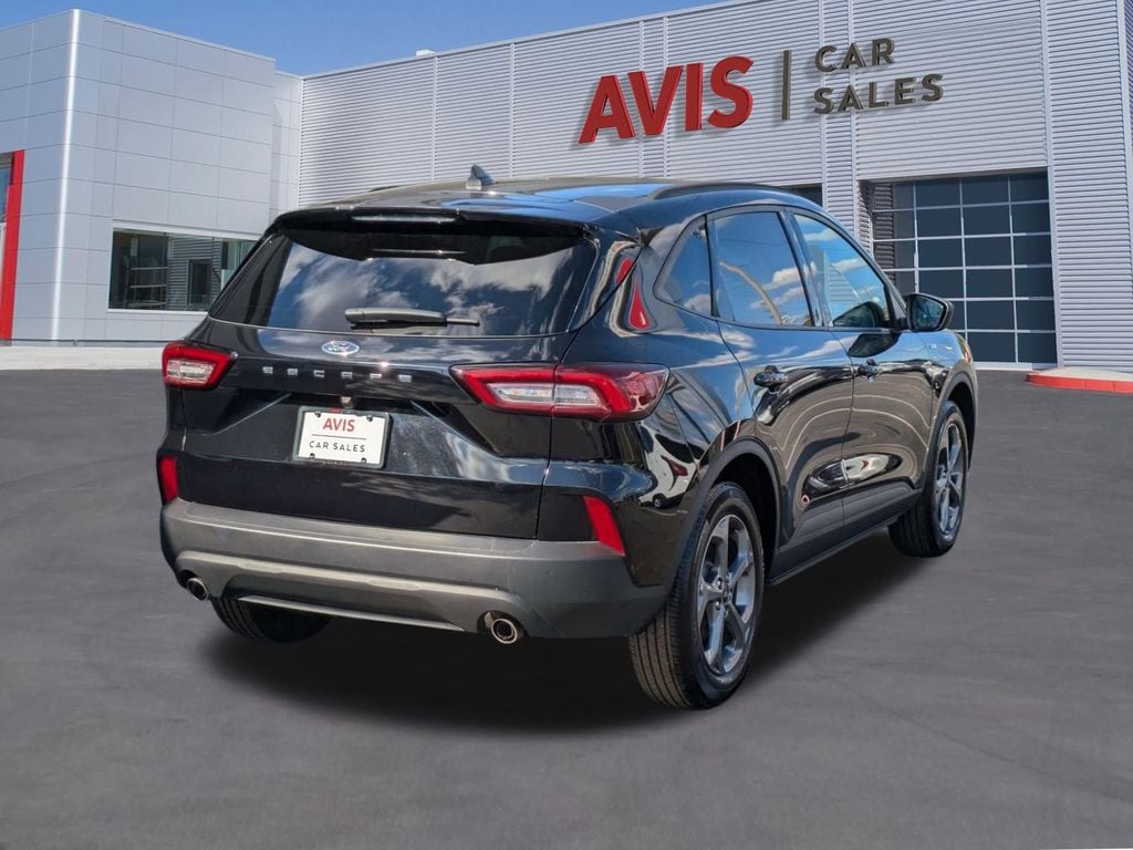 Thumbnail: 2025 Ford Escape - 6