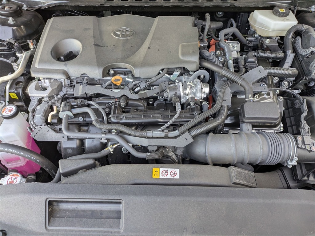 Thumbnail: 2025 Toyota Camry - 28