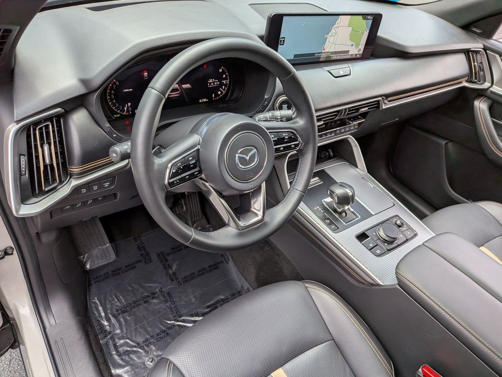 Thumbnail: 2025 Mazda CX-90 - 10