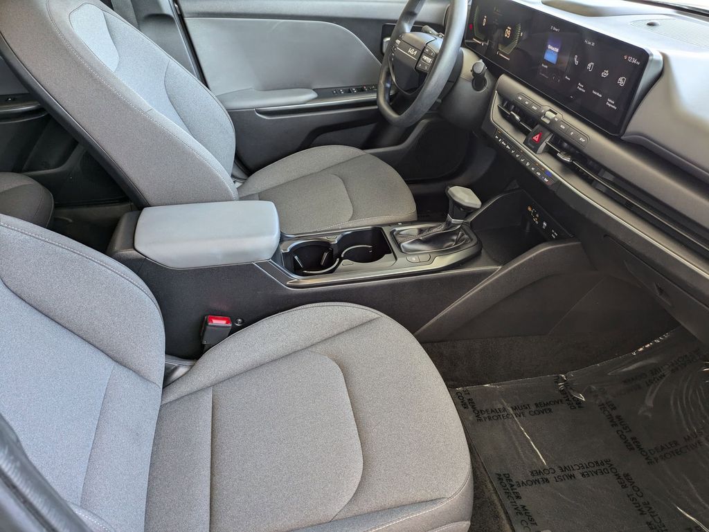 Thumbnail: 2025 Kia K4 - 30