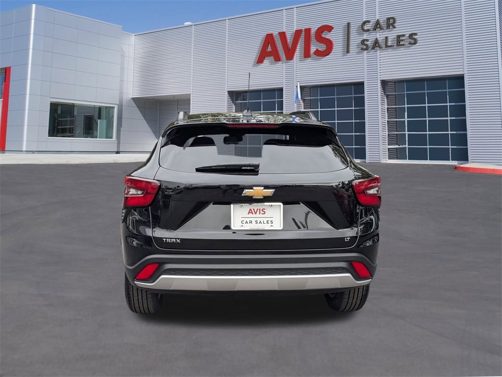 Thumbnail: 2025 Chevrolet Trax - 9