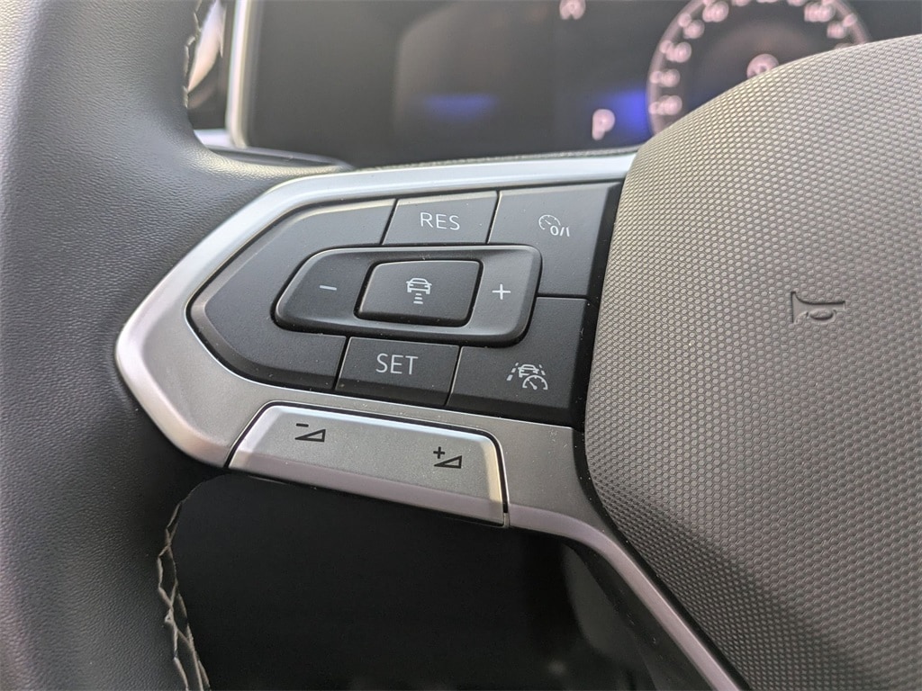 Thumbnail: 2025 Volkswagen Taos - 14