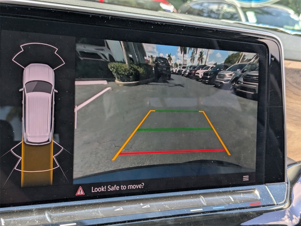 Thumbnail: 2024 Volkswagen Atlas - 18