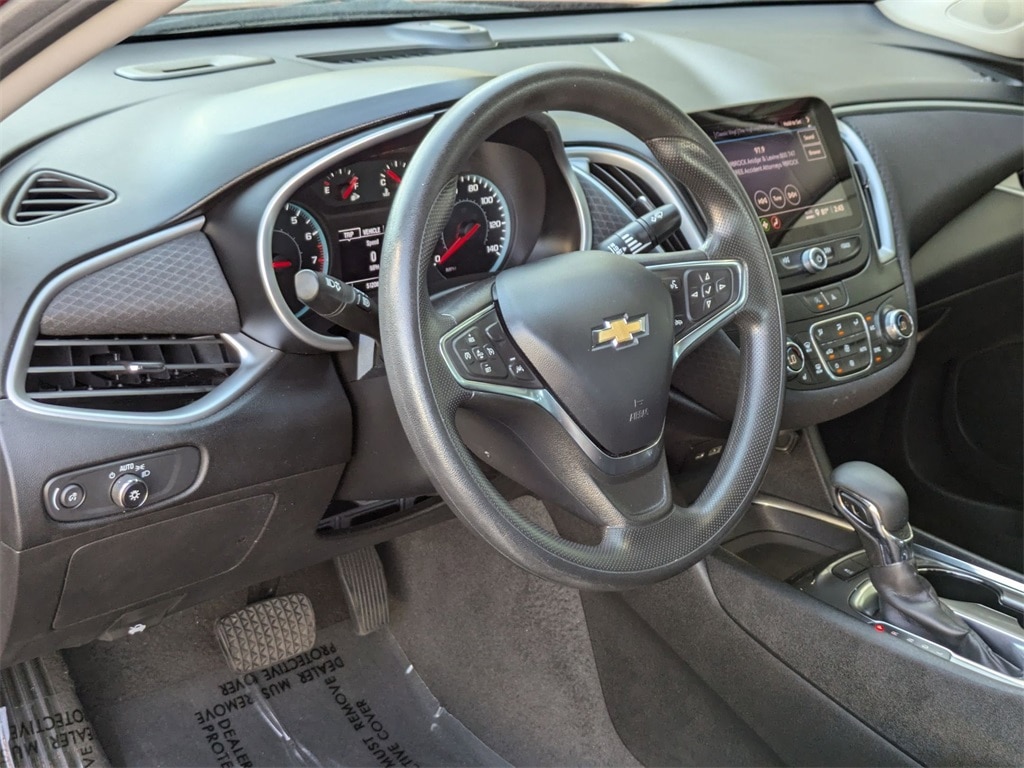 Thumbnail: 2024 Chevrolet Malibu - 14