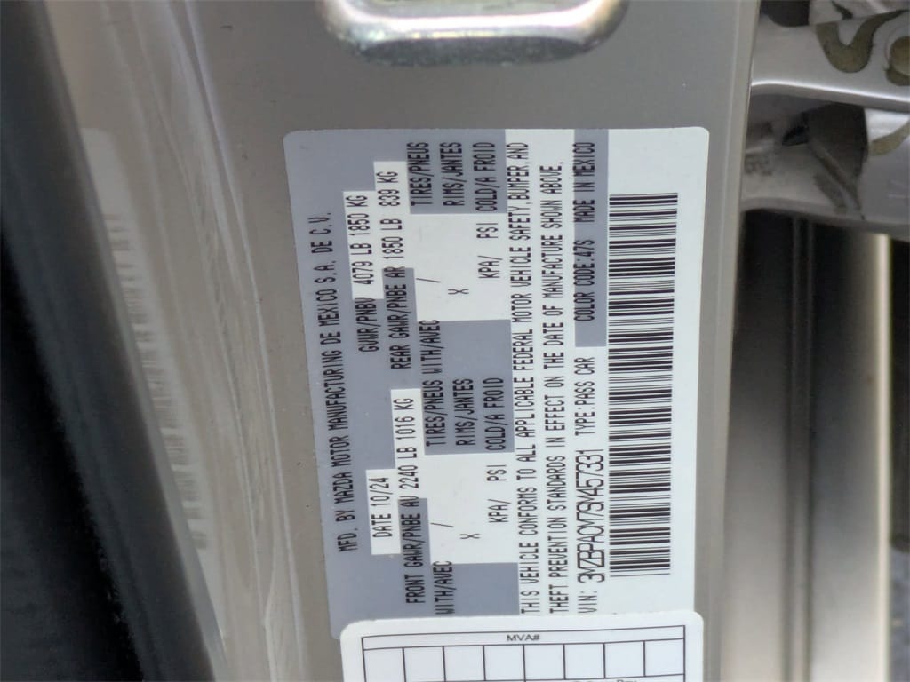 Thumbnail: 2025 Mazda Mazda3 - 31