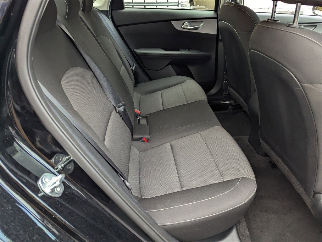 2024 Kia Forte LXS 26