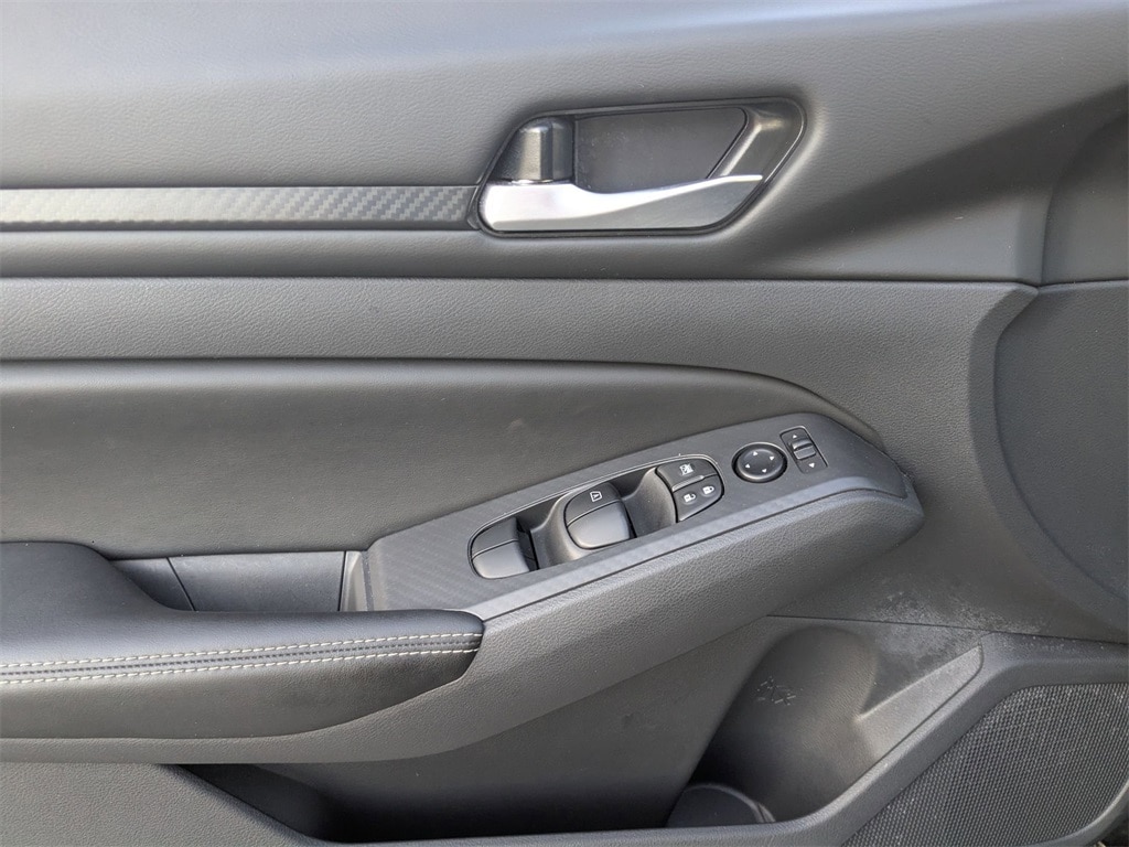 Thumbnail: 2025 Nissan Altima - 14