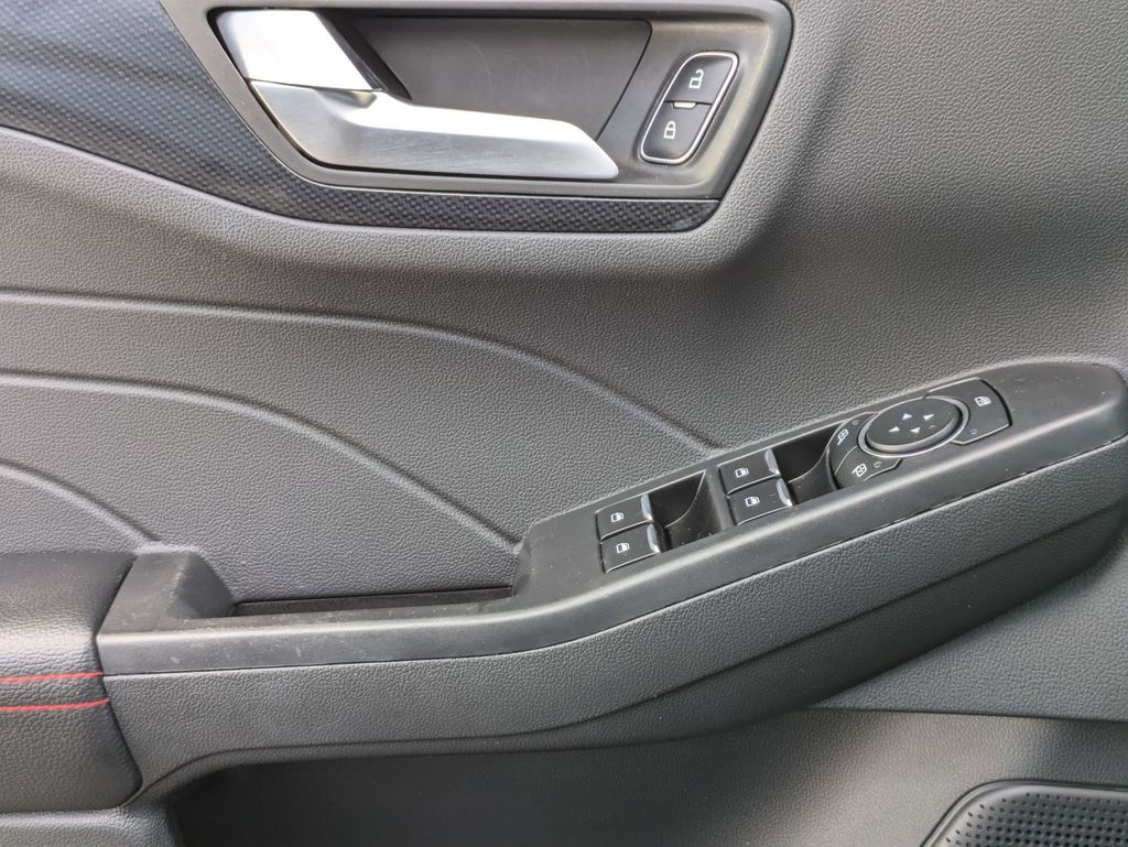 Thumbnail: 2025 Ford Escape - 13