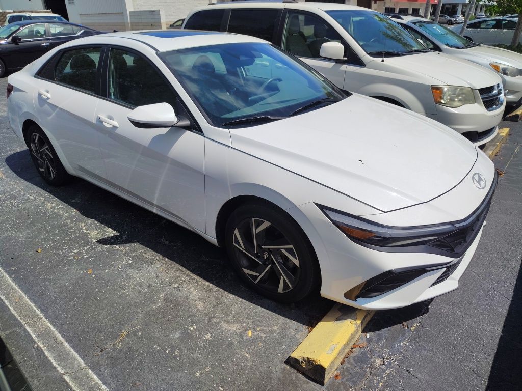 Thumbnail: 2025 Hyundai Elantra - 2