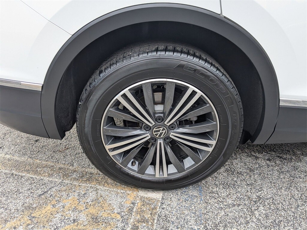 Thumbnail: 2024 Volkswagen Tiguan - 33