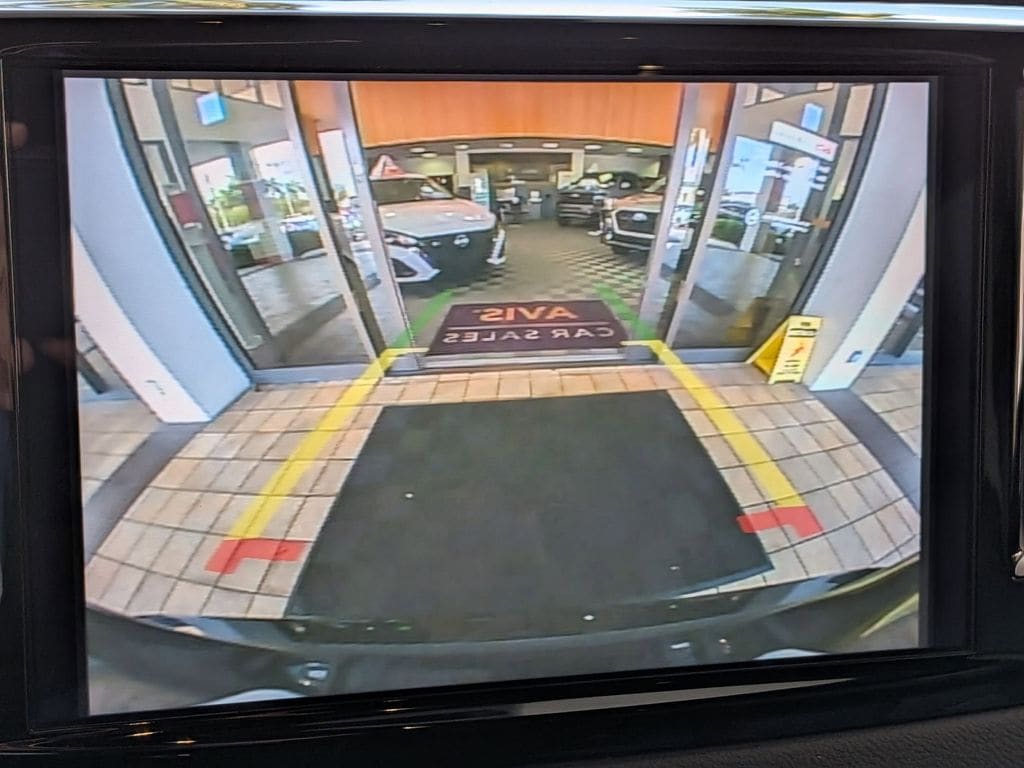 Thumbnail: 2025 Chrysler Pacifica - 18