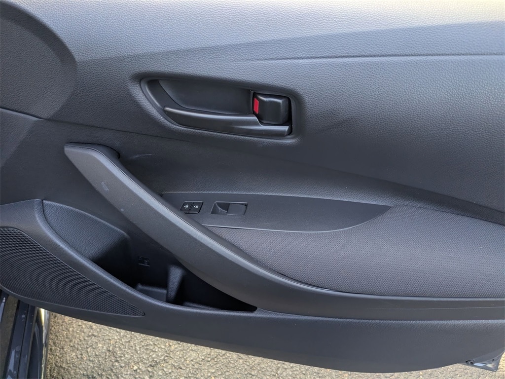 Thumbnail: 2025 Toyota Corolla - 35