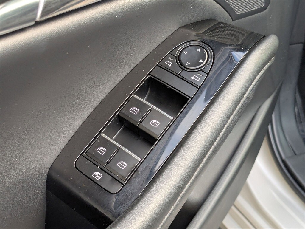 Thumbnail: 2025 Mazda Mazda3 - 15