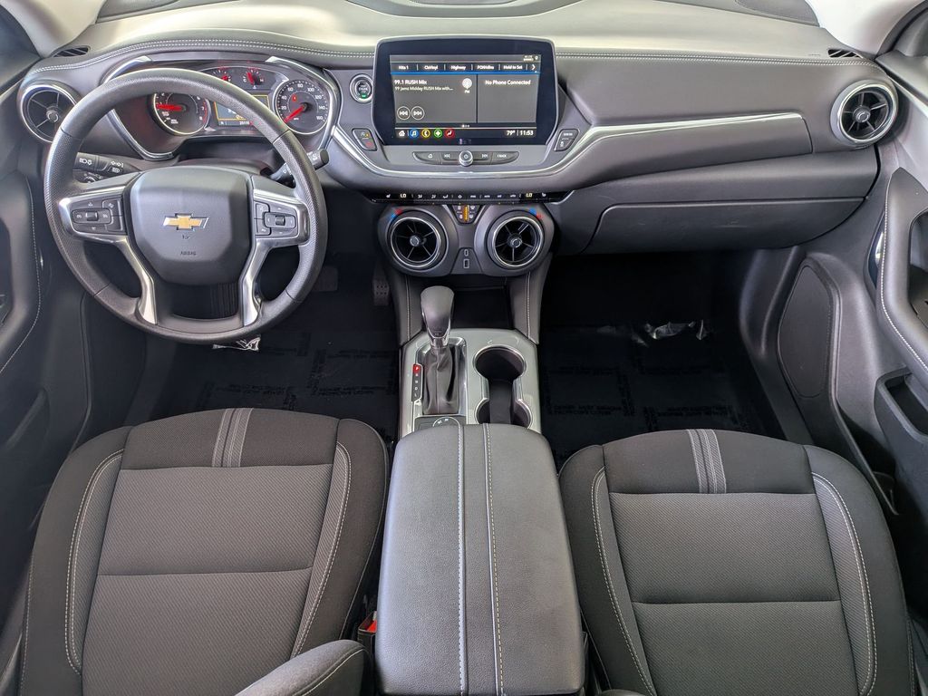 Thumbnail: 2025 Chevrolet Blazer - 28