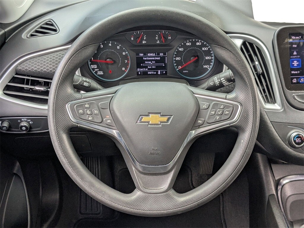 Thumbnail: 2024 Chevrolet Malibu - 21