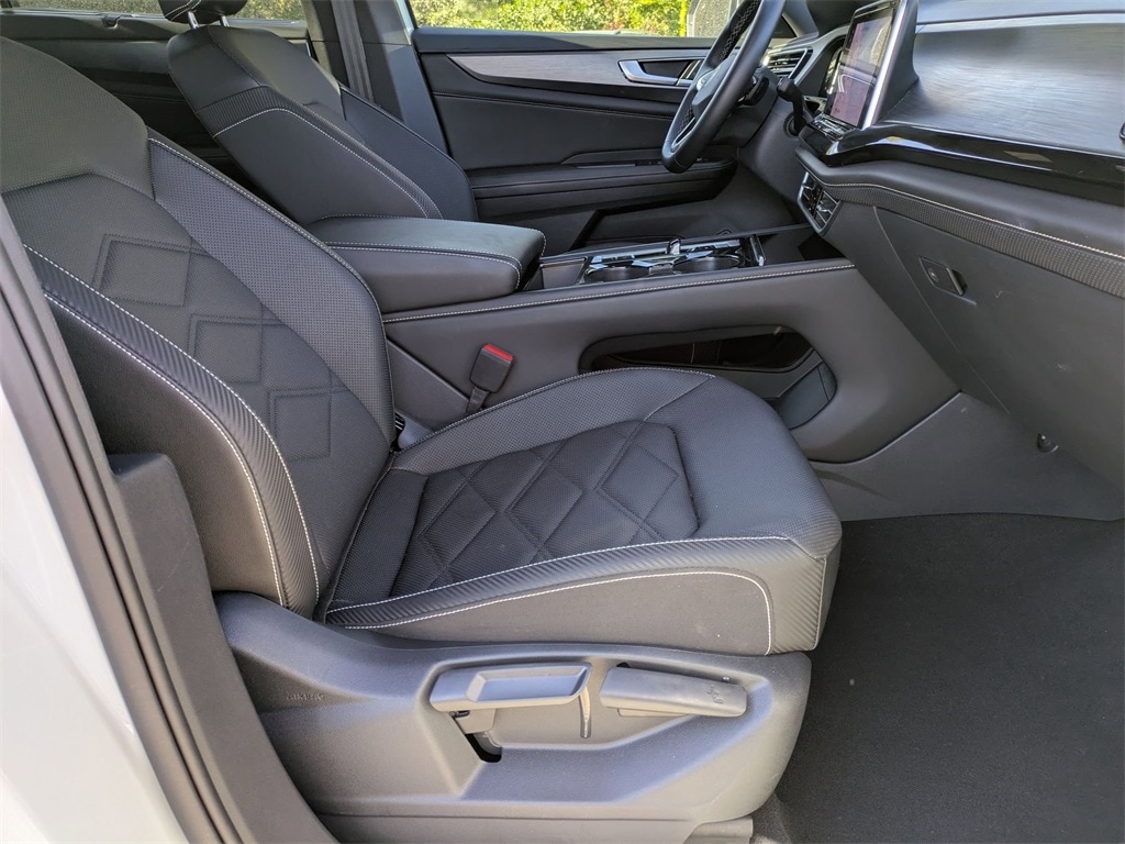 Thumbnail: 2025 Volkswagen Atlas - 25