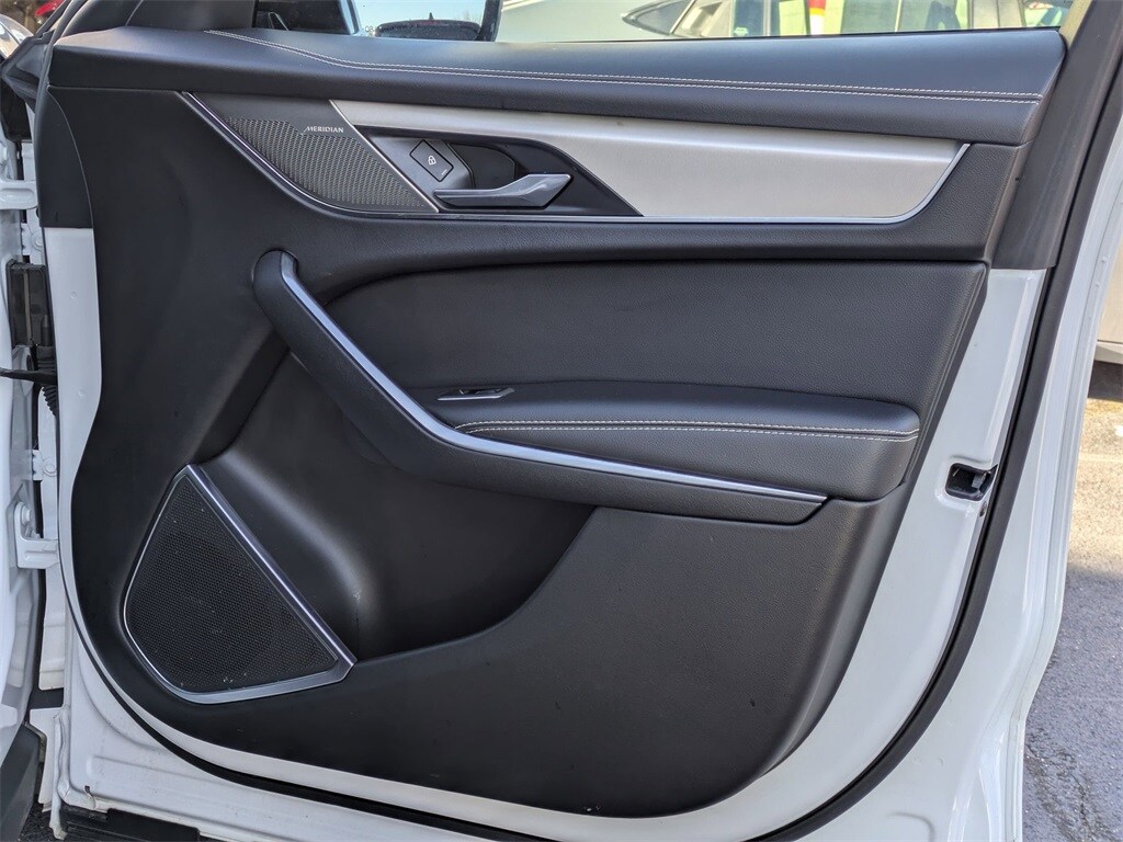 Thumbnail: 2024 Jaguar F-Pace - 29