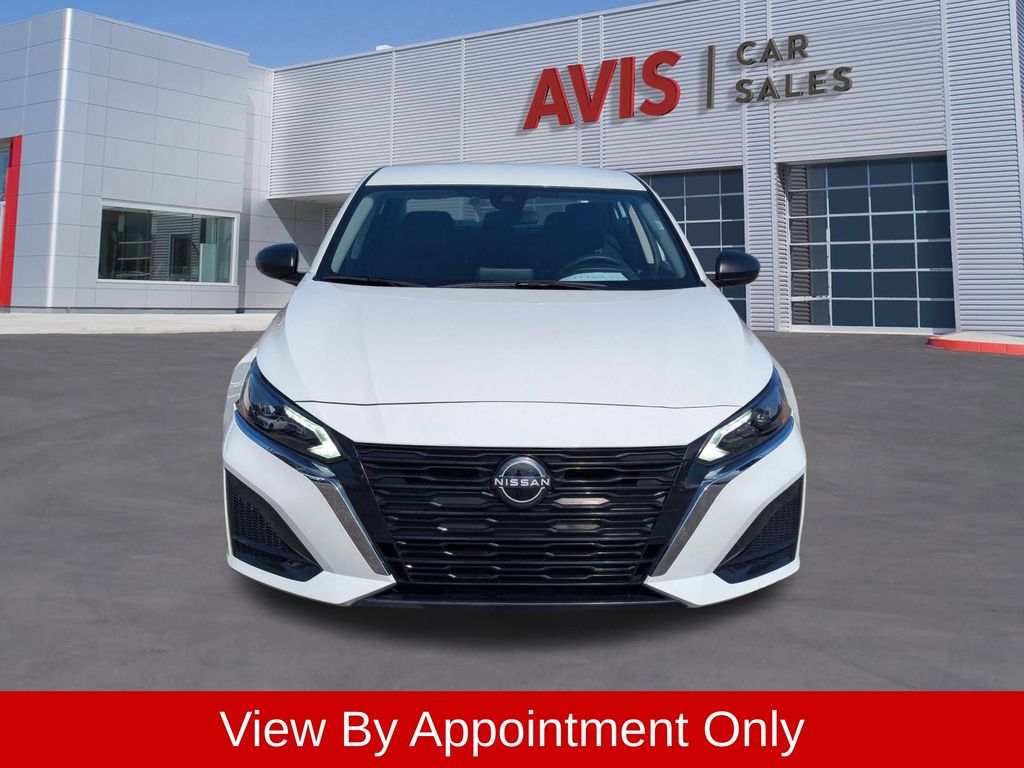Thumbnail: 2025 Nissan Altima - 2