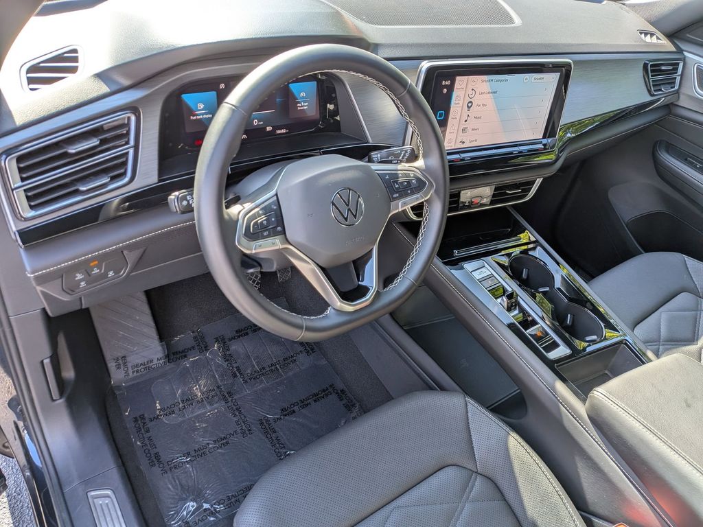 Thumbnail: 2025 Volkswagen Atlas - 13