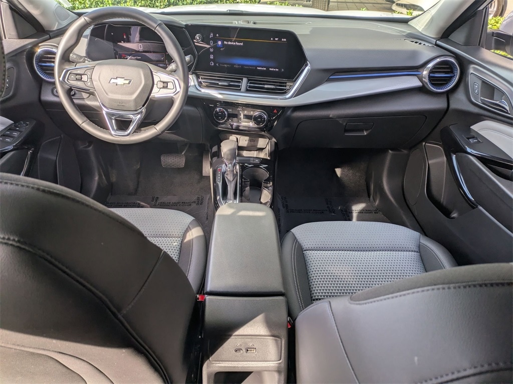 Thumbnail: 2025 Chevrolet Trax - 26