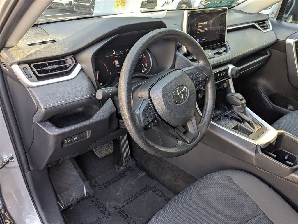 Thumbnail: 2025 Toyota RAV4 - 13