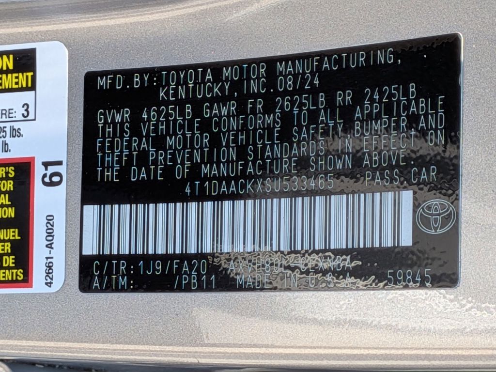 Thumbnail: 2025 Toyota Camry - 31