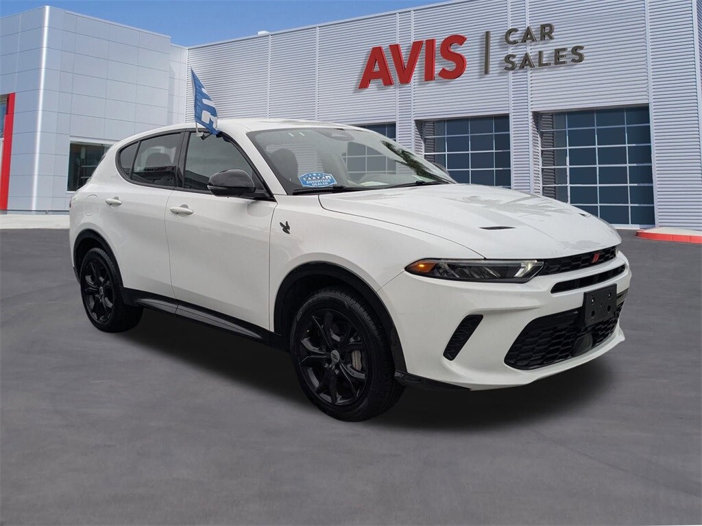 2024 Dodge Hornet R/T photo 3
