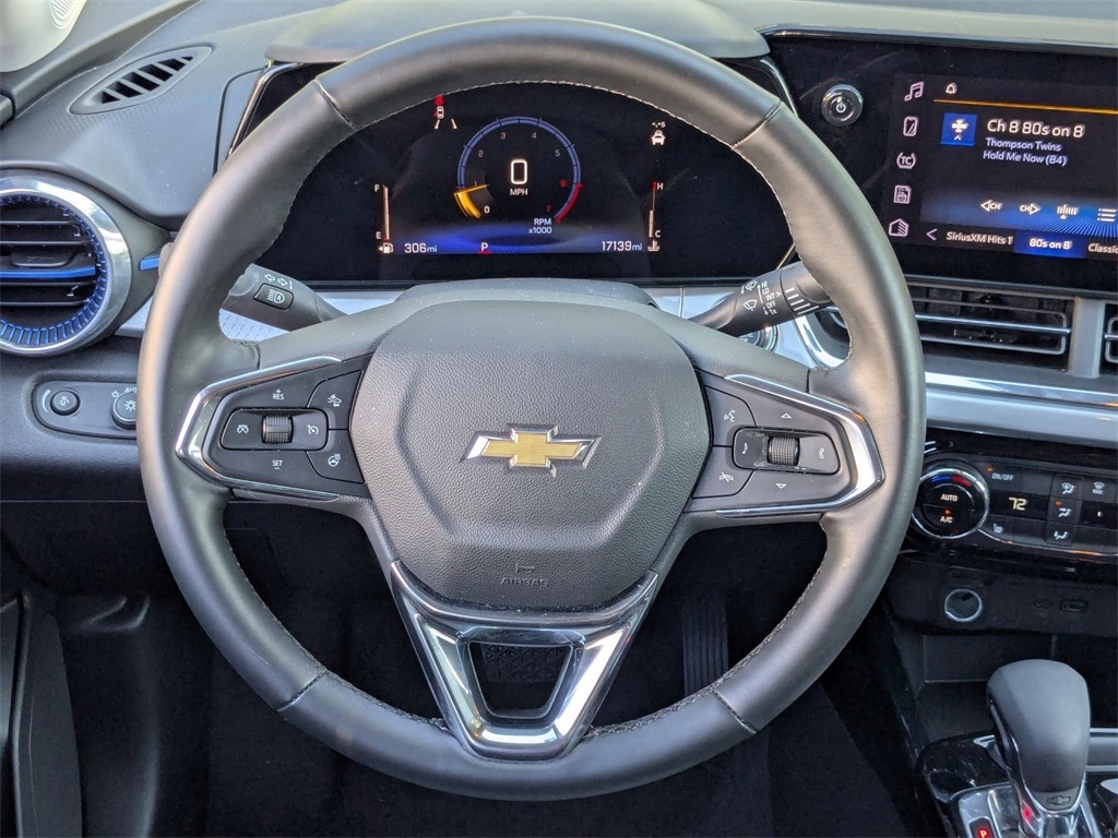 Thumbnail: 2025 Chevrolet Trax - 24