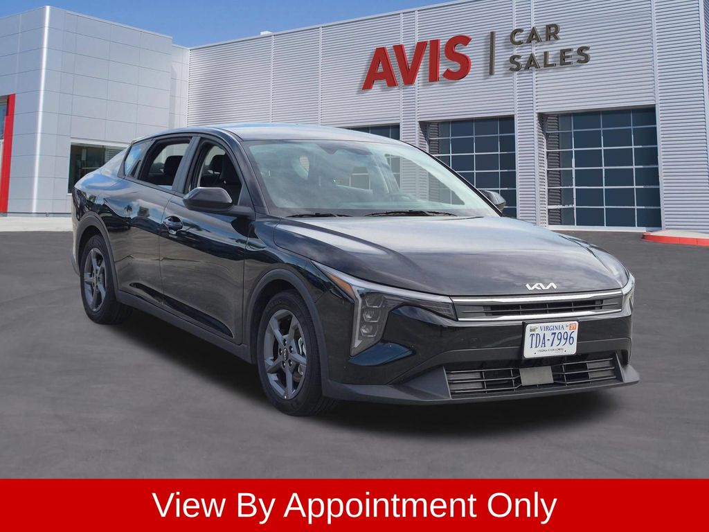 Thumbnail: 2025 Kia K4 - 3