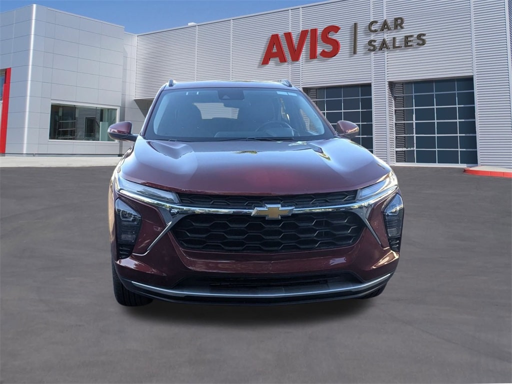 Thumbnail: 2025 Chevrolet Trax - 2