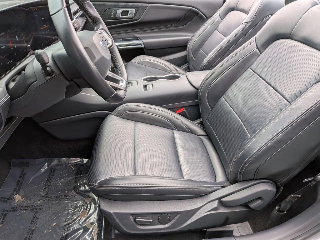 Thumbnail: 2025 Ford Mustang - 20