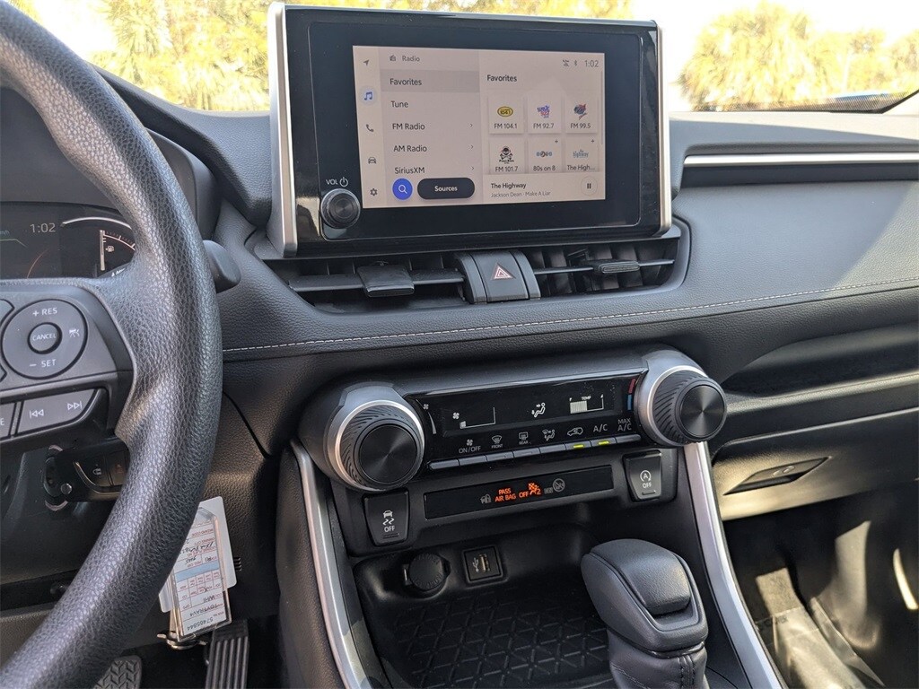 Thumbnail: 2025 Toyota RAV4 - 19